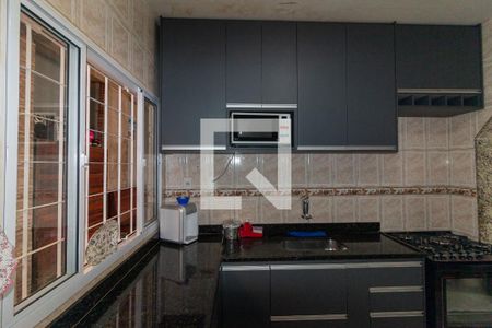 Casa à venda com 300m², 3 quartos e 4 vagasCozinha