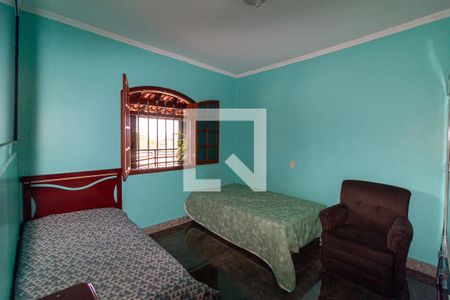 Quarto 1 de casa à venda com 3 quartos, 300m² em Jaqueline, Belo Horizonte