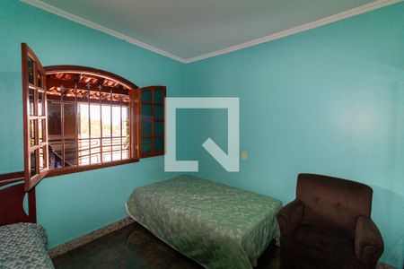 Quarto 1 de casa à venda com 3 quartos, 300m² em Jaqueline, Belo Horizonte