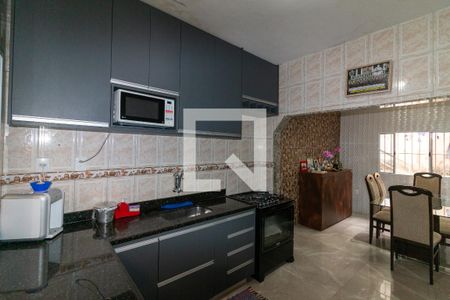 Casa à venda com 300m², 3 quartos e 4 vagasCozinha