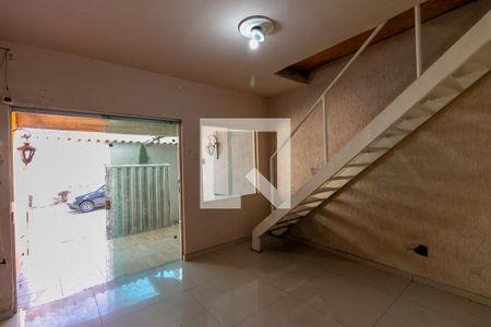 Sala de casa à venda com 1 quarto, 70m² em Bairro da Glória, Contagem