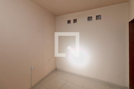 Quarto de casa à venda com 1 quarto, 70m² em Bairro da Glória, Contagem