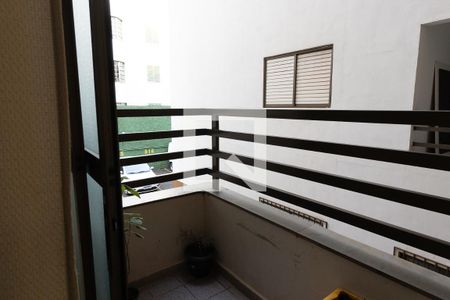 Varanda de apartamento para alugar com 2 quartos, 74m² em Vila Amelia, Ribeirão Preto