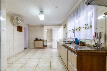 Casa à venda com 261m², 3 quartos e 3 vagas Casa à venda com 261m², 3 quartos e 3 vagasCozinha