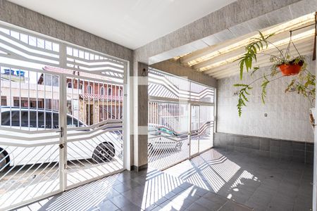 Casa à venda com 261m², 3 quartos e 3 vagas Casa à venda com 261m², 3 quartos e 3 vagasGaragem