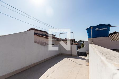 Casa à venda com 261m², 3 quartos e 3 vagas Casa à venda com 261m², 3 quartos e 3 vagasTerraço