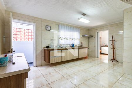 Casa à venda com 261m², 3 quartos e 3 vagas Casa à venda com 261m², 3 quartos e 3 vagasCozinha