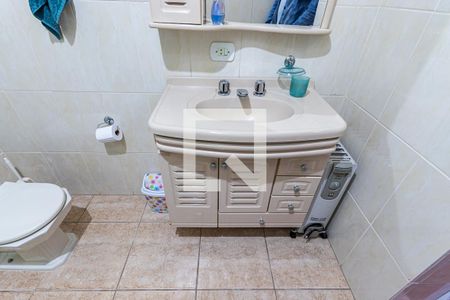 Casa à venda com 261m², 3 quartos e 3 vagas Casa à venda com 261m², 3 quartos e 3 vagasBanheiro suíte