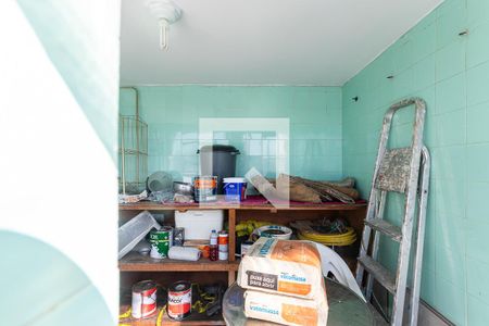 Casa à venda com 261m², 3 quartos e 3 vagas Casa à venda com 261m², 3 quartos e 3 vagasDepósito