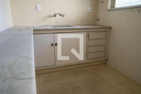 Casa à venda com 240m², 4 quartos e 4 vagasCozinha
