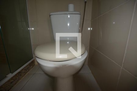 Lavabo de casa para alugar com 2 quartos, 75m² em Vista Alegre, Rio de Janeiro