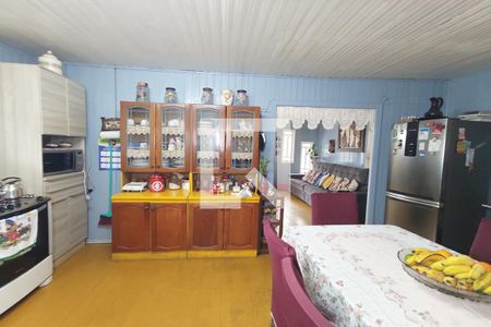 Casa à venda com 140m², 2 quartos e 3 vagas Casa à venda com 140m², 2 quartos e 3 vagasCozinha