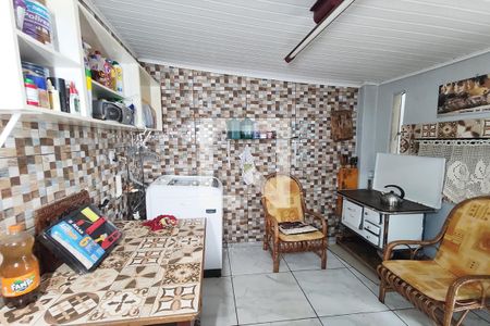 Casa à venda com 140m², 2 quartos e 3 vagas Casa à venda com 140m², 2 quartos e 3 vagasÁrea de Serviço