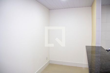 Sala de apartamento para alugar com 1 quarto, 30m² em Patronato, São Gonçalo