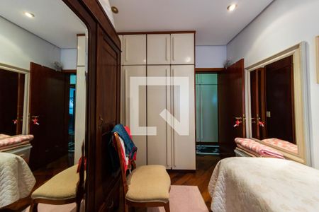 Apartamento à venda com 364m², 3 quartos e 3 vagas Apartamento à venda com 364m², 3 quartos e 3 vagasQuarto 2