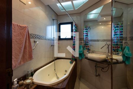 Apartamento à venda com 364m², 3 quartos e 3 vagas Apartamento à venda com 364m², 3 quartos e 3 vagasBanheiro