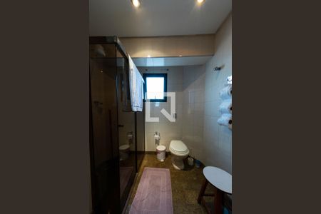 Apartamento à venda com 364m², 3 quartos e 3 vagas Apartamento à venda com 364m², 3 quartos e 3 vagasBanheiro