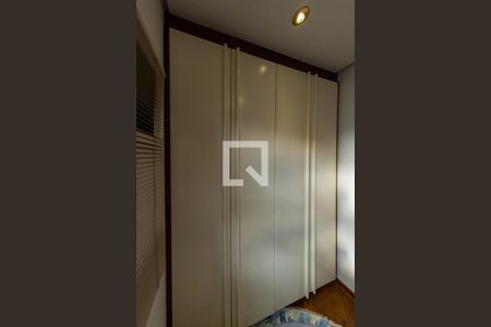 Apartamento à venda com 364m², 3 quartos e 3 vagas Apartamento à venda com 364m², 3 quartos e 3 vagasQuarto 4