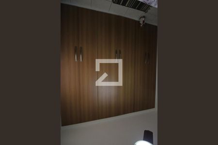 Apartamento à venda com 95m², 3 quartos e 2 vagasQuarto 2 - Armários