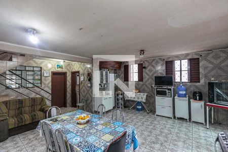 Casa à venda com 140m², 3 quartos e 2 vagasCozinha