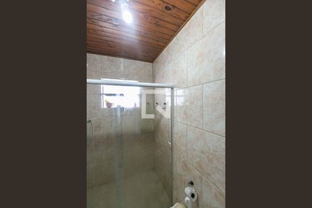 Casa à venda com 140m², 3 quartos e 2 vagasBanheiro