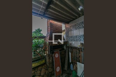 Casa à venda com 140m², 3 quartos e 2 vagasÁrea Externa