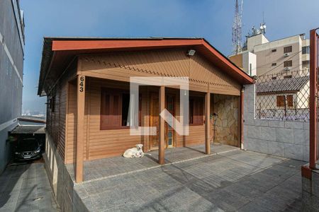 Casa à venda com 140m², 3 quartos e 2 vagasFachada