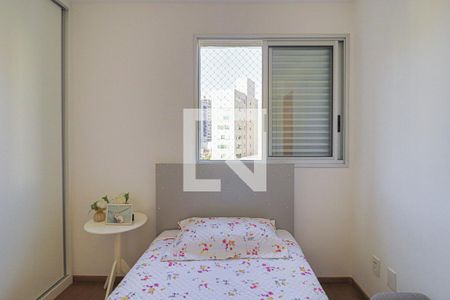 Apartamento para alugar com 60m², 2 quartos e 2 vagasQuarto Suíte 