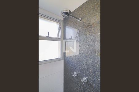 Apartamento para alugar com 60m², 2 quartos e 2 vagasBanheiro Quarto Suíte 