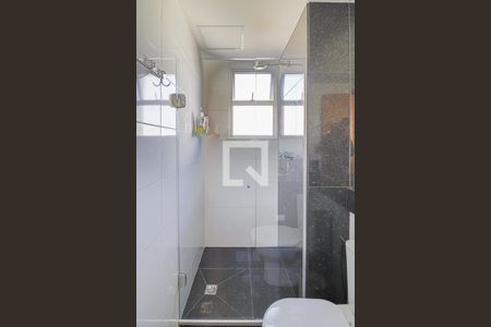 Apartamento para alugar com 60m², 2 quartos e 2 vagasBanheiro Quarto Suíte 