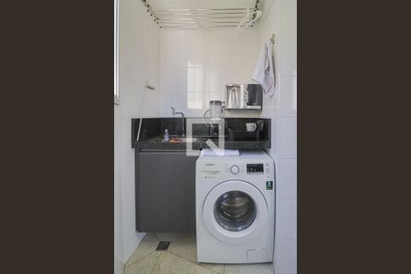 Apartamento para alugar com 60m², 2 quartos e 2 vagasCozinha e Área de Serviço
