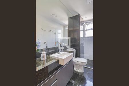Apartamento para alugar com 60m², 2 quartos e 2 vagasBanheiro Corredor