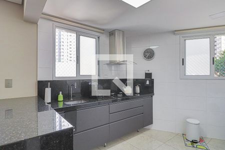 Apartamento para alugar com 60m², 2 quartos e 2 vagasCozinha e Área de Serviço