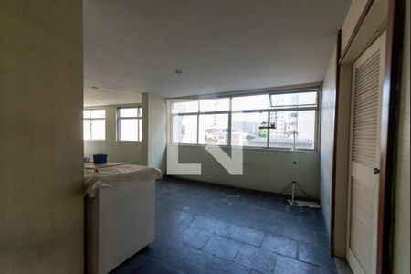 Apartamento à venda com 74m², 2 quartos e 1 vaga Apartamento à venda com 74m², 2 quartos e 1 vagaÁrea comum - Salão de festas