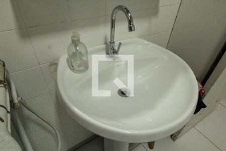 Casa à venda com 150m², 2 quartos e 1 vaga Casa à venda com 150m², 2 quartos e 1 vagaBanheiro