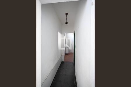 Casa 1 - Corredor  de casa à venda com 3 quartos, 265m² em Santa Terezinha, Belo Horizonte