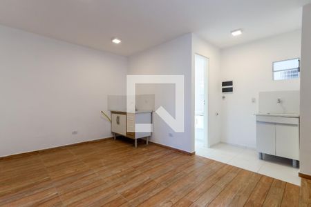 Apartamento para alugar com 32m², 2 quartos e sem vagaSala e Cozinha