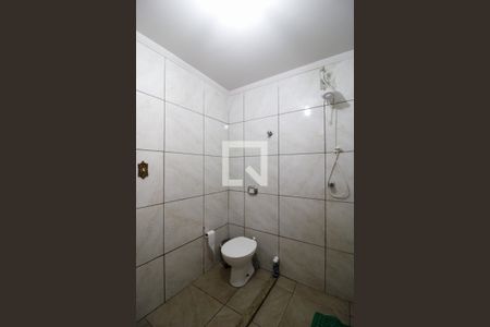 Casa à venda com 250m², 4 quartos e 2 vagas Casa à venda com 250m², 4 quartos e 2 vagasBanheiro 2