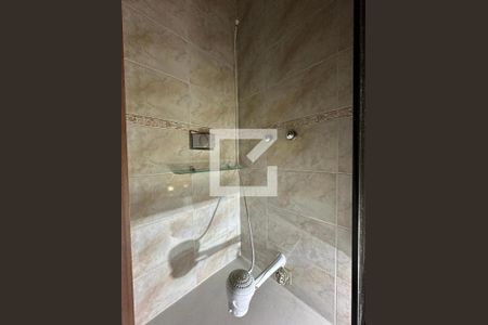 Apartamento à venda com 60m², 2 quartos e sem vaga Apartamento à venda com 60m², 2 quartos e sem vagaBanheiro