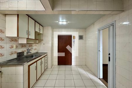 Apartamento à venda com 60m², 2 quartos e sem vaga Apartamento à venda com 60m², 2 quartos e sem vagaCozinha