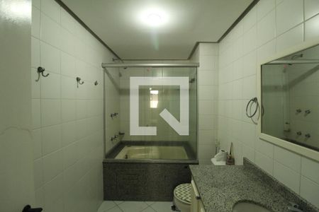 Apartamento à venda com 190m², 4 quartos e 4 vagasBanheiro - Suíte 4