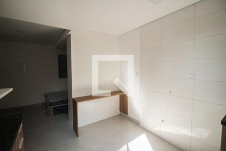 Cozinha/Área de Serviço de apartamento para alugar com 1 quarto, 25m² em Vila Doutor Eiras, São Paulo