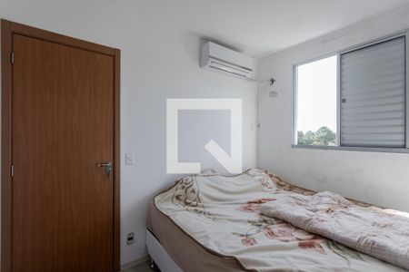 Quarto 1 de apartamento à venda com 2 quartos, 52m² em Mário Quintana, Porto Alegre