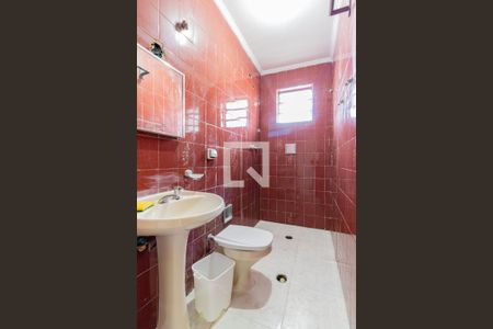 Casa à venda com 110m², 3 quartos e sem vagaBanheiro da Suíte