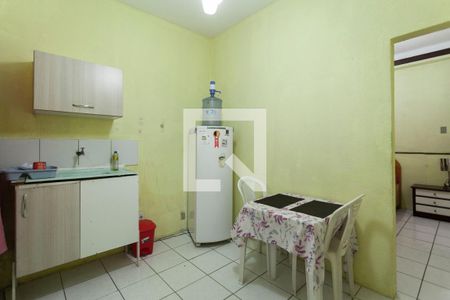 Sala/Cozinha de kitnet/studio para alugar com 1 quarto, 25m² em Dois de Julho, Salvador