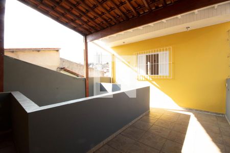 Casa à venda com 200m², 3 quartos e 2 vagasÁrea de Serviço e Quintal