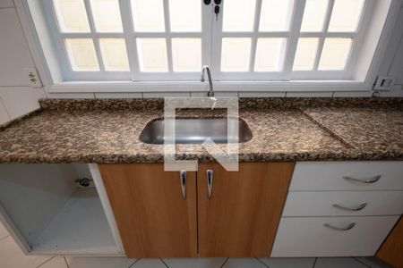 Casa à venda com 200m², 3 quartos e 2 vagasCozinha