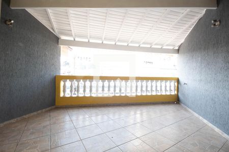 Varanda de casa à venda com 3 quartos, 200m² em Conceição, Osasco