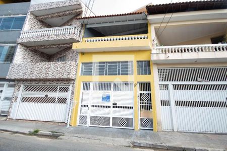 Casa à venda com 200m², 3 quartos e 2 vagasFachada