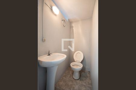 Casa à venda com 200m², 3 quartos e 2 vagasBanheiro de Serviço 2